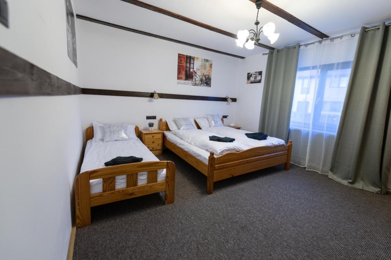 Morrison Apartments Miercurea Ciuc Ngoại thất bức ảnh