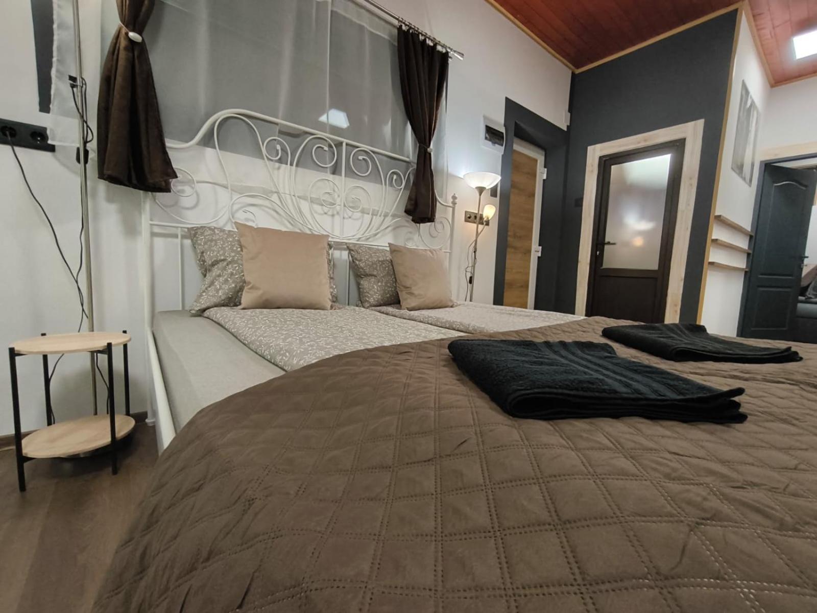 Morrison Apartments Miercurea Ciuc Ngoại thất bức ảnh